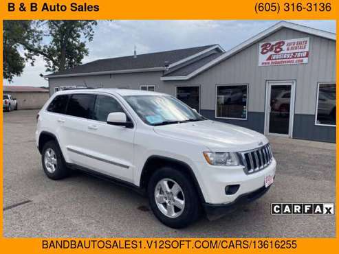 2012 Jeep Grand Cherokee Laredo 4x4 4dr SUV - cars & trucks - by... for sale in Brookings, SD