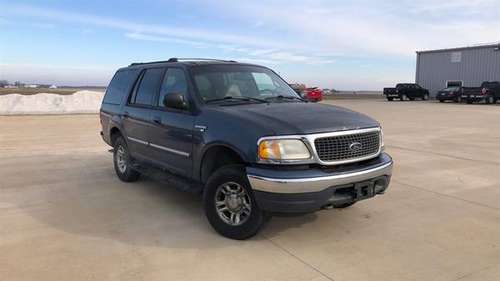 2000 Ford Expedition 4x4 4WD XLT SUV - - by dealer for sale in Cleves, OH