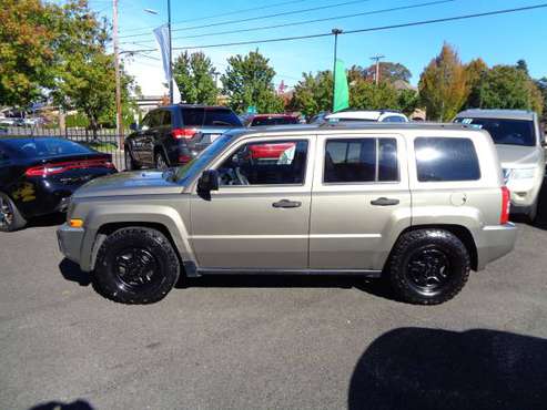 2008 JEEP PATRIOT 4WD - cars & trucks - by dealer - vehicle... for sale in Salem, OR