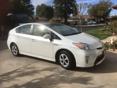 2014 Toyota Prius V for sale in Fresno, CA