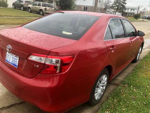 Toyota Camry 2012 - cars & trucks - by owner - vehicle automotive sale for sale in Sterling Heights, MI