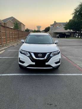Nissan Rogue SV 2019, 26.5k miles - cars & trucks - by owner -... for sale in irving, TX