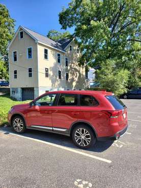 mitisibishi outlander 2017 - cars & trucks - by owner - vehicle... for sale in Sherborn, CT