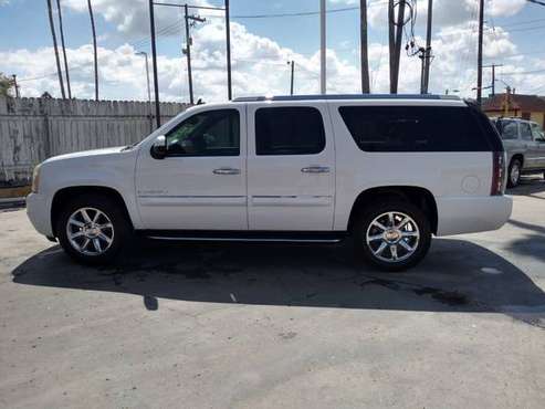 2007 YUKON DENALI (DOWN PAYMENT) - cars & trucks - by dealer -... for sale in Brownsville, TX