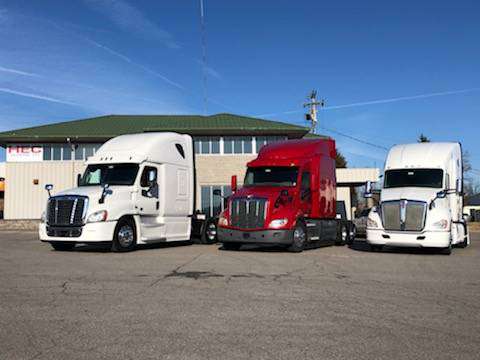 Freightliner Cascadia, Kenworth T680, Peterbilt 579 - Available Now! for sale in Lavergne, TN