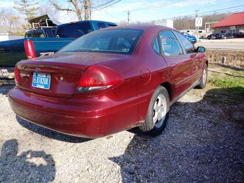 2005 Ford Taurus SE - cars & trucks - by owner - vehicle automotive... for sale in Washington, IN