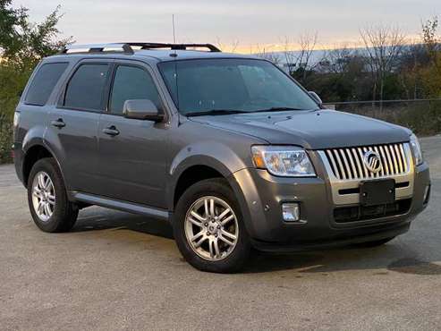 2010 Mercury Mariner - cars & trucks - by dealer - vehicle... for sale in Schaumburg, IL