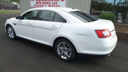 2010 FORD TAURUS LIMITED AWD for sale in Lima, OH