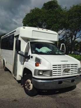 2007 CHEVY BUS for sale in Lady Lake, FL