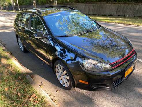 2013 Volkswagen Jetta TDI 4 dr Hatchback - cars & trucks - by owner... for sale in Getzville, NY