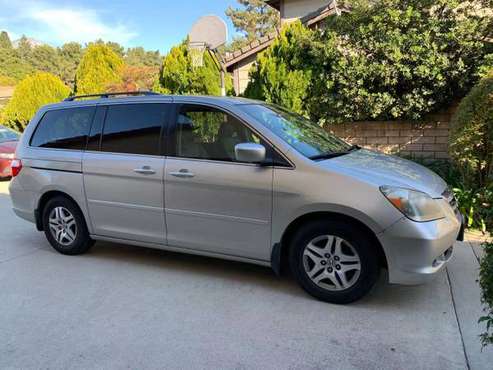 2005 Honda Odyssey Clean Title - cars & trucks - by owner - vehicle... for sale in Claremont, CA