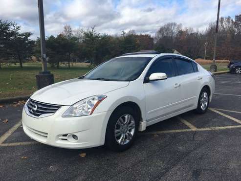 2011 Nissan Altima - This Nissan Is Sweet !!! - cars & trucks - by... for sale in Clarksville, TN