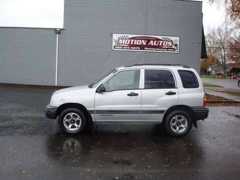2000 CHEVROLET TRACKER 4-DOOR SPORT 4X4 4-CYL AUTO AC PS 104K MILES... for sale in LONGVIEW WA 98632, OR