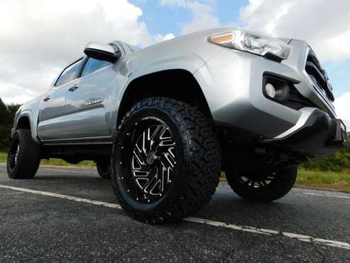 3.5" LIFTED 16 TOYOTA TACOMA SR5 CREW 4X4 20X10 NEW 33X12.50 AT'S!!!... for sale in KERNERSVILLE, NC