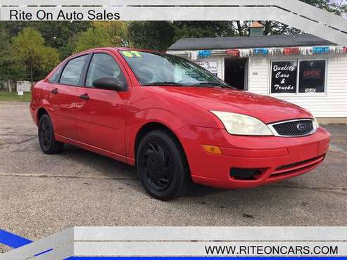 2007 Ford Focus ZX4 S - cars & trucks - by dealer - vehicle... for sale in Jackson, MI