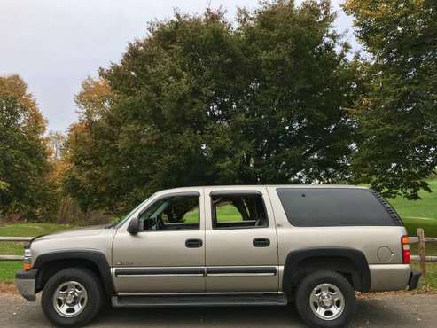 2001 Chevy Chevrolet Suburban 1500 LT RWD 9 Passenger - cars &... for sale in Go Motors Buyers' Choice 2019 Top Mechan, CT