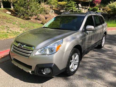 2014 Subaru Outback Limited AWD - Low Miles, Clean title, Auto for sale in Kirkland, WA