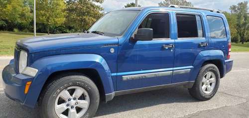 09 JEEP LIBERTY SPORT 4WD- V6, LOADED, ONLY 146K MI. CLEAN/ SHARP... for sale in Miamisburg, OH