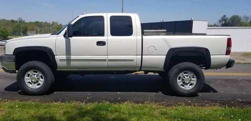 04 Chevy Silverado 2500 HD for sale in Radcliff, KY