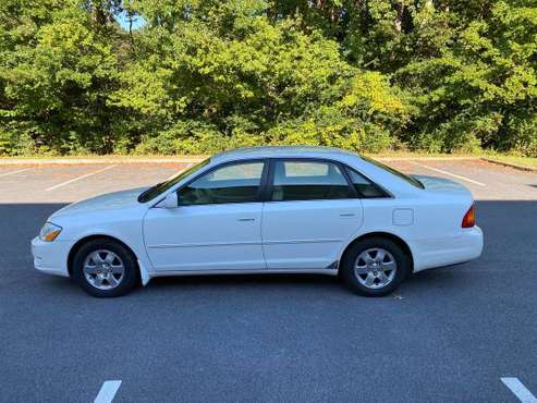 2001 Toyota Avalon clean carfax zero accidents,no issues,runs great... for sale in Snellville, GA
