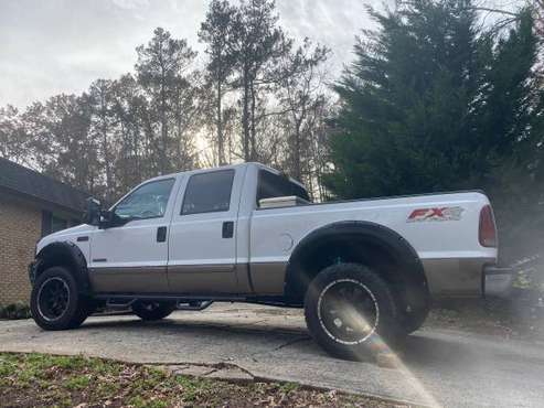 Ford F-250 Lariat 6.0 4WD - cars & trucks - by owner - vehicle... for sale in Fayetteville, GA
