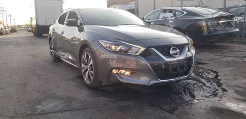 2017 NISSAN MAXIMA SV GRAY WITH BLACK LEATHER 23K MILES for sale in Island Park, NY
