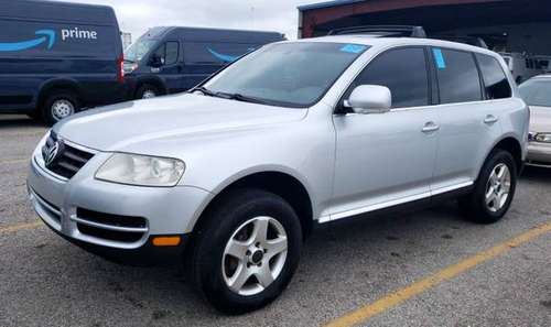 2004 VOLKSWAGEN TOUAREG AWD, 3.2L V6, clean, loaded, runs new,... for sale in Coitsville, OH