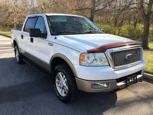 2004 Ford F-150 Crew cab 4x4 LARIAT ONLY 84,000 MILES - cars &... for sale in Riverside, MO