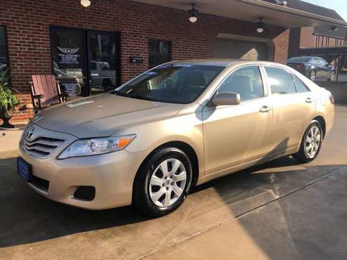 2010 TOYOTA CAMRY LE ONE OWNER VERY CLEAN for sale in Erwin, TN