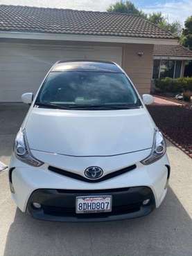 Toyota Prius V5 - cars & trucks - by owner - vehicle automotive sale for sale in San Diego, CA