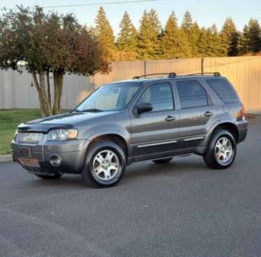2005 Ford Escape Limited 4x4 AWD V6 3.0 Clean Title - cars & trucks... for sale in Vancouver, OR