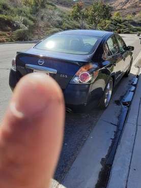 2012 Nissan Altima 2.5 s $3800 obo - cars & trucks - by owner -... for sale in Simi Valley, CA