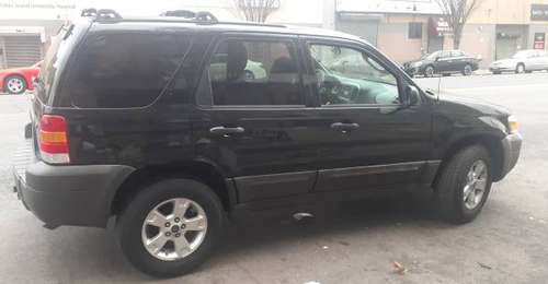 2006 Ford Escape XLT with Sunroof and Tow Pkg - - by for sale in Brooklyn, NY