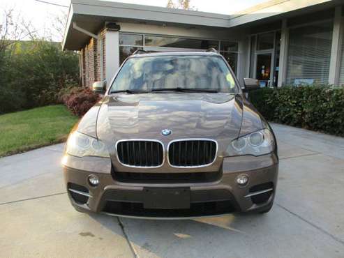 2012 BMW X5 xDrive35i AWD - cars & trucks - by dealer - vehicle... for sale in Franklin, TN