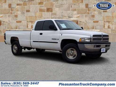 2001 Dodge Ram 1500 DRIVE TODAY! - - by dealer for sale in Pleasanton, TX