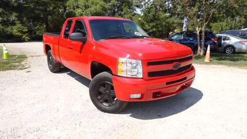 2011 Silverado 4x4, 5.3L V8, Red, beautiful inside/out, touchscreen for sale in Chapin, SC