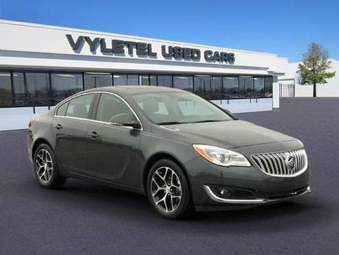 2017 Buick Regal sedan 4dr Sdn Sport Touring FWD - Buick - cars &... for sale in Sterling Heights, MI