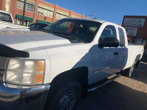 2009 chevy 2500 hd 6.0 - cars & trucks - by dealer - vehicle... for sale in Gill, CO