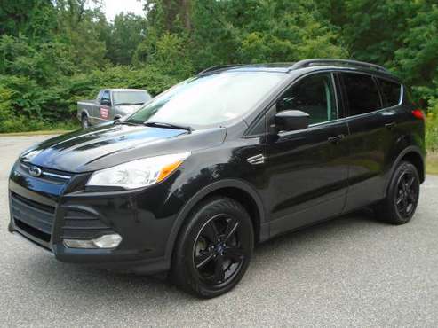 2013 Ford Escape SE AWD Roof/30mpg "INSPECTED" for sale in Hooksett, NH