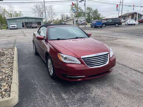 2012 CHRYSLER 200 CONVERTIBLE - - by dealer - vehicle for sale in Defiance, OH