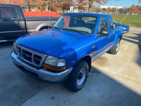 Clean 99 ranger 4x4 - cars & trucks - by owner - vehicle automotive... for sale in Rocky River, OH