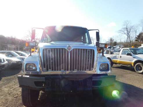 2004 International 7400 Dump - - by dealer - vehicle for sale in Upper Marlboro, District Of Columbia