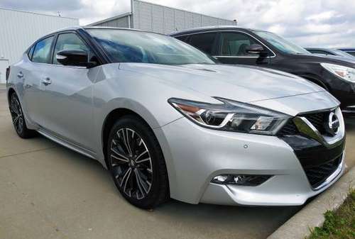 2017 NISSAN MAXIMA PLATINUM - SPORTY! LEATHER! MEGA OPTIONS! - cars... for sale in Ardmore, TX