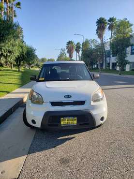 2011 KIA SOUL - cars & trucks - by dealer - vehicle automotive sale for sale in Panorama City, CA