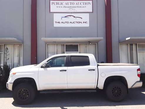 2014 Toyota Tundra Crew Cab SR5 - cars & trucks - by dealer -... for sale in S SAN FRAN, CA