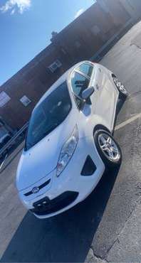 2014 Ford Fiesta $2800 - cars & trucks - by owner - vehicle... for sale in Buffalo, NY