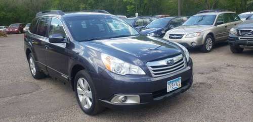 2010 SUBARU OUTBACK PREMIUM WAGON AWD, one owner clean for sale in Minneapolis, MN