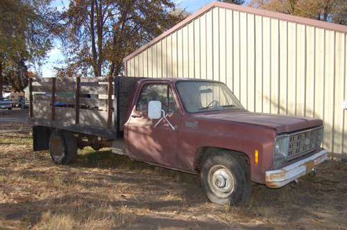 Flatbed Truck 77 Chevy - cars & trucks - by owner - vehicle... for sale in Chiloquin, OR