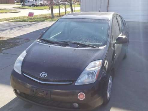 2007 Toyota Prius Clean Title - cars & trucks - by owner - vehicle... for sale in Iowa City, IA