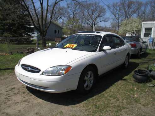 2001 ford tauris for sale in Muskegon, MI